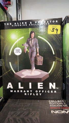 Figure - Alien -  Warrent Officer Ripley